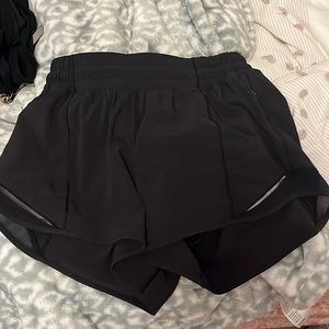 lululemon hotty hot shorts
